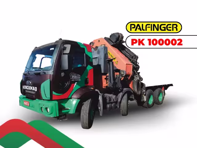 Caminhão munck Palfinger PK 100002 30 toneladas para locação em Catalão GO — operações de grande porte