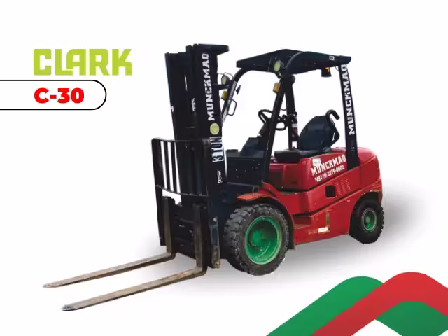 Empilhadeira Clark C-30 para aluguel em Campinas — capacidade 3 toneladas para operações industriais e logísticas