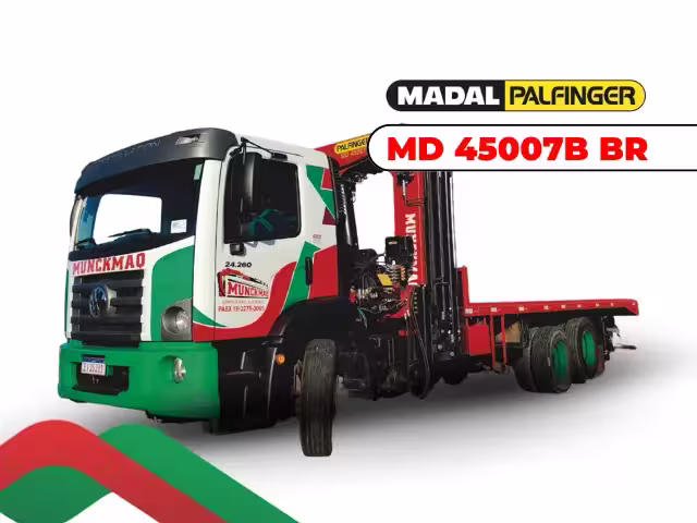 Caminhão munck Madal MD 45007 11 toneladas para locação em Catalão GO — equipamento ágil e prático